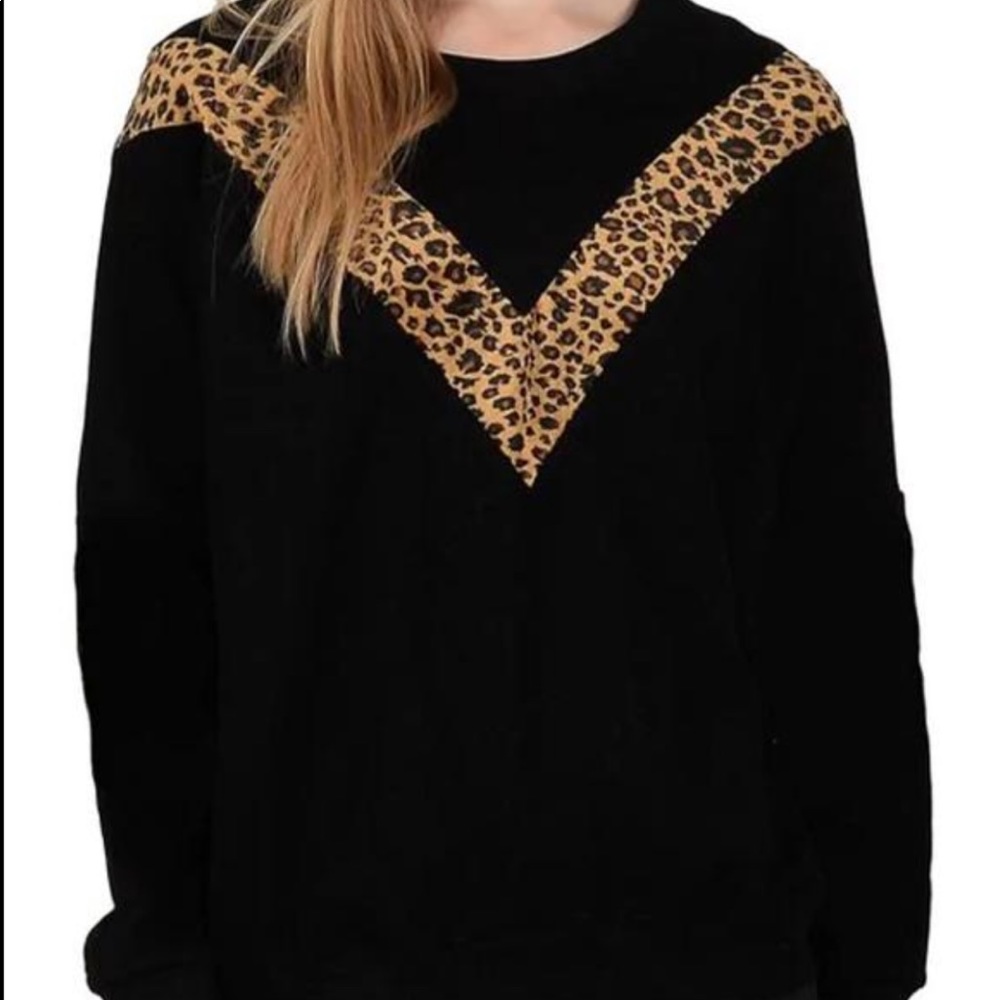 MOLLY BRAKEN leopard sweatshirt
